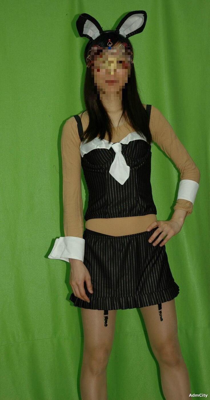  4�󦡲�. ���ؿ��� �W�� + �Y�� + ��� + �Ȥl. 